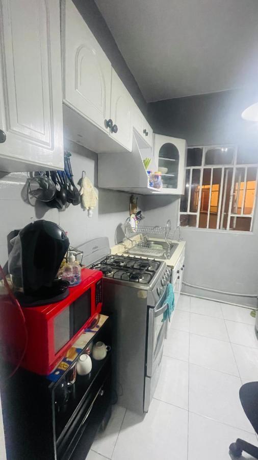 Hostal Letys Place Emilio مدينة مكسيكو المظهر الخارجي الصورة