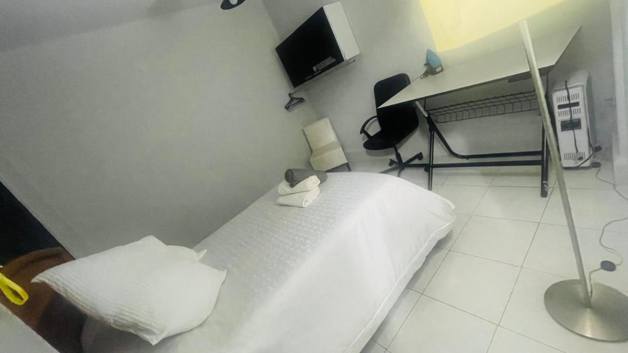 Hostal Letys Place Emilio مدينة مكسيكو المظهر الخارجي الصورة